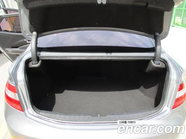 Hyundai Grandeur 2014 thumb 2