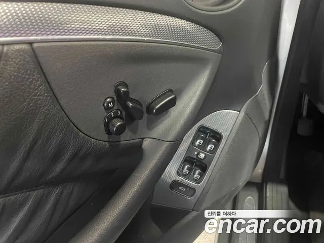 Mercedes-Benz CLK-Класс 2004 thumb 3