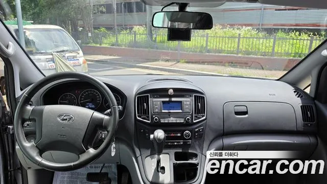 Hyundai Staria 2018 thumb 7