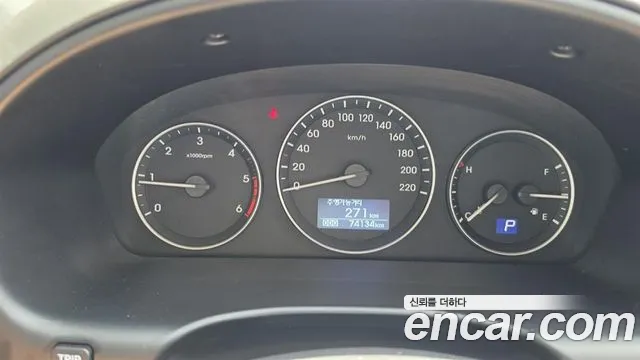 Hyundai Staria 2018 thumb 8
