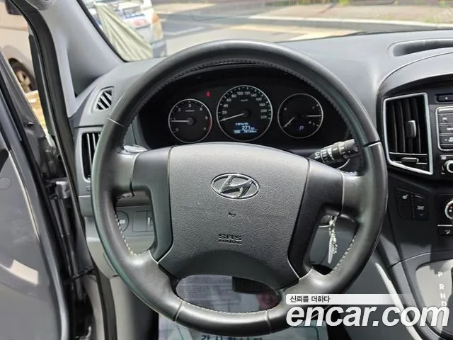 Hyundai Staria 2018 thumb 6