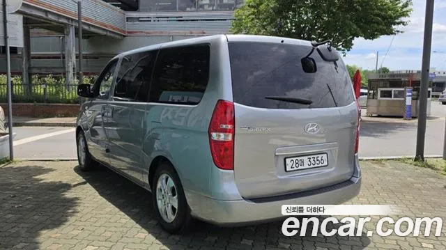 Hyundai Staria 2018 thumb 4