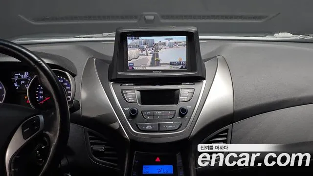 Hyundai Avante 2013 thumb 2