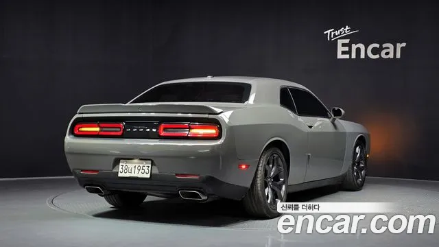 Dodge Challenger 2019 thumb 11