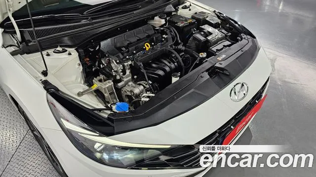 Hyundai Elantra 2022 thumb 6