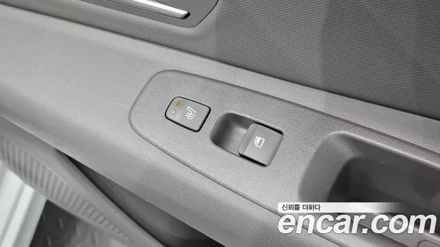 Hyundai Elantra 2022 thumb 9