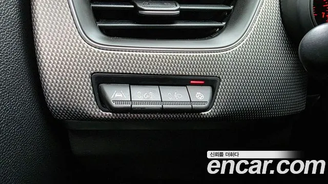 Renault XM3 2023 thumb 11
