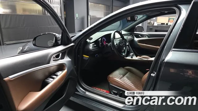 Genesis G70 2019 thumb 6