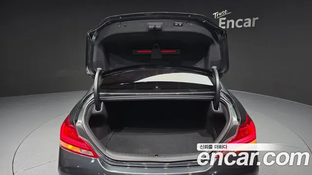 Genesis G70 2019 thumb 10