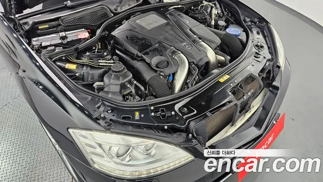 Mercedes-Benz S-Class 2013 thumb 7