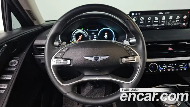 Genesis G80 2021 thumb 2