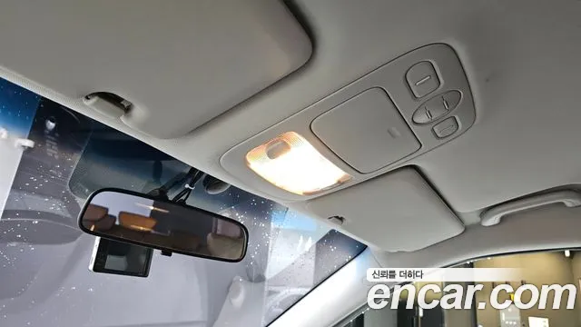 Kia Canival 2014 thumb 10