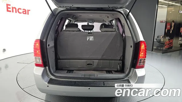 Kia Canival 2014 thumb 7