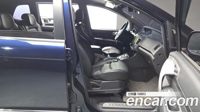 KGM Korando 2019 thumb 10