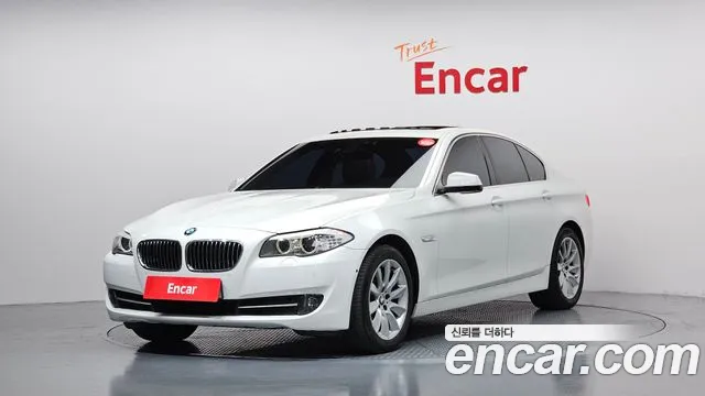 BMW 5 серии 2012 thumb 11