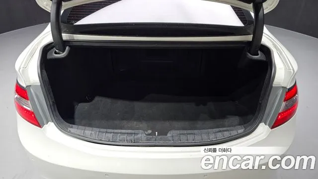Hyundai Grandeur 2013 thumb 8