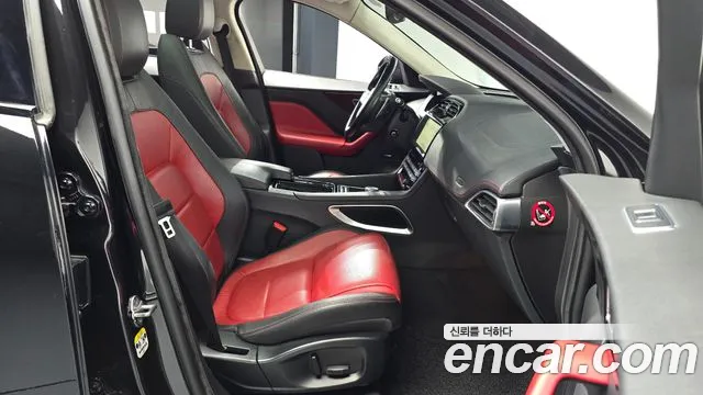 Jaguar F-Pace 2019 thumb 5