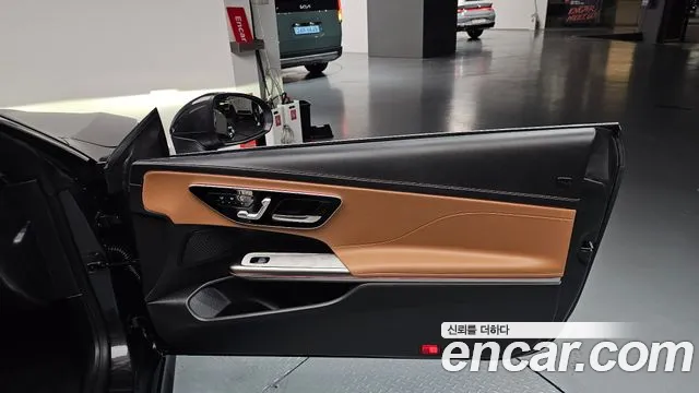 Mercedes-Benz CLE-Class 2025 thumb 6