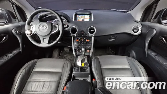 Renault QM5 2015 thumb 12