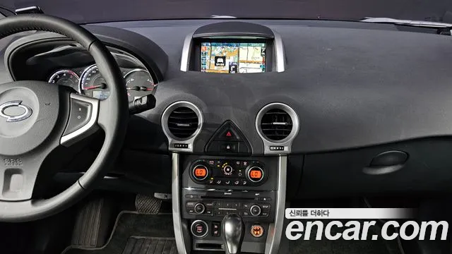 Renault QM5 2015 thumb 9