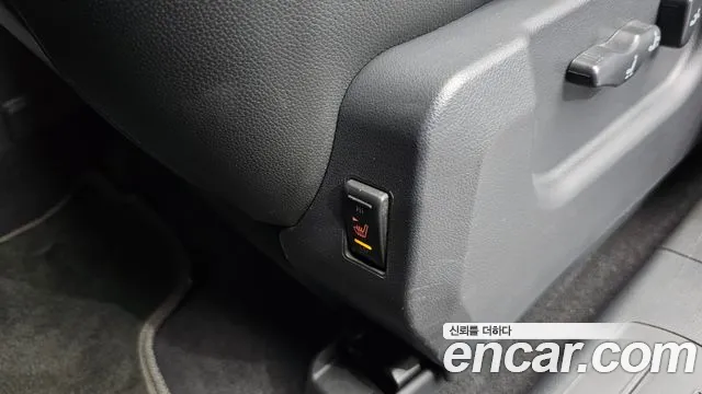 Renault QM5 2015 thumb 3