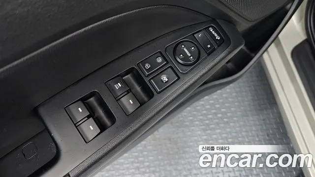 Hyundai Avante 2016 thumb 6