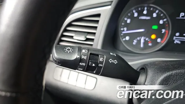Hyundai Avante 2016 thumb 10