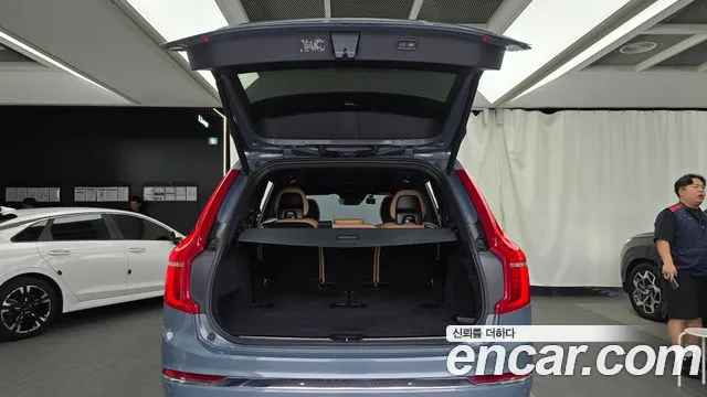 Volvo XC90 2022 thumb 12