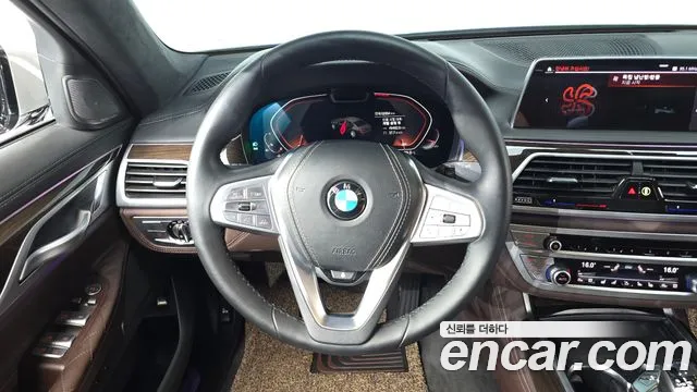 BMW 7 серии 2020 thumb 4