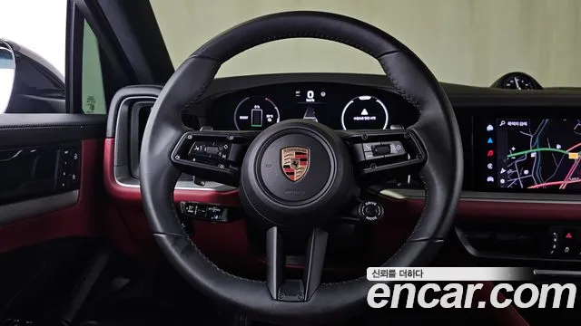 Porsche Cayenne 2025 thumb 10