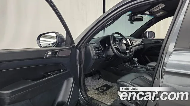 KGM Rexton Sports Khan 2022 thumb 5