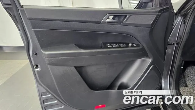 KGM Rexton Sports Khan 2022 thumb 2