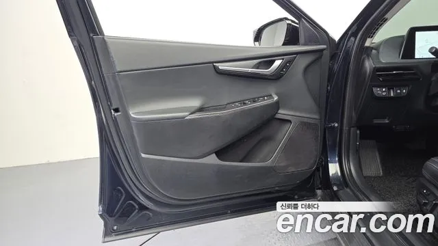 Kia EV6 2022 thumb 2