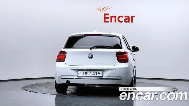 BMW 1 серии 2015 thumb 12