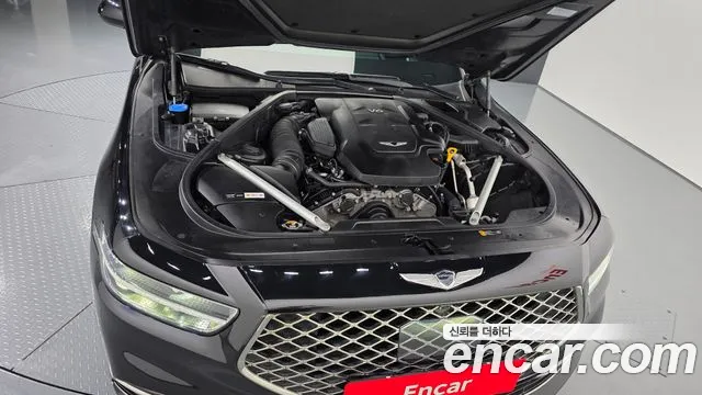 Genesis G90 2020 thumb 9