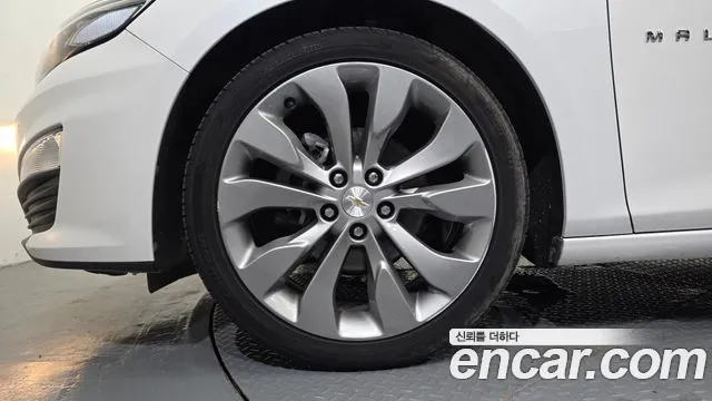 Chevrolet Malibu 2021 thumb 9