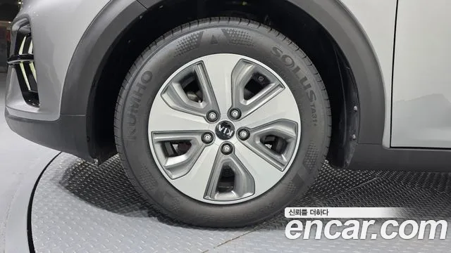 Kia Niro 2019 thumb 12