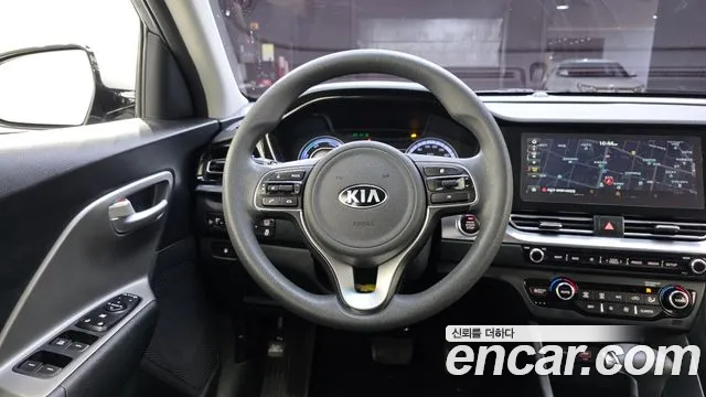 Kia Niro 2019 thumb 8