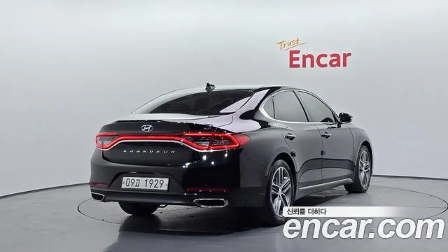 Hyundai Grandeur 2018 thumb 3