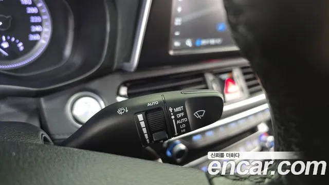 Hyundai Grandeur 2018 thumb 2