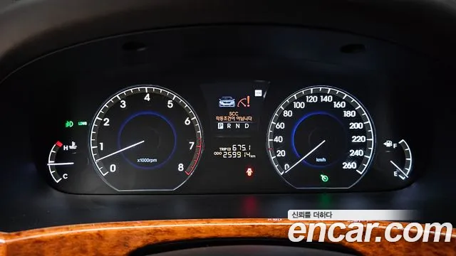 Hyundai Equus 2012 thumb 9