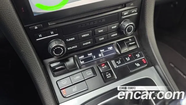 Porsche 718 Boxster 2018 thumb 6