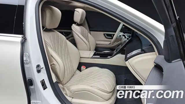 Mercedes-Benz S-Class 2022 thumb 4
