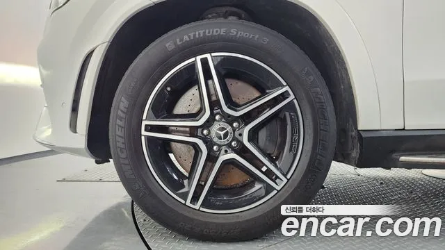 Mercedes-Benz E-Класс 2019 thumb 7