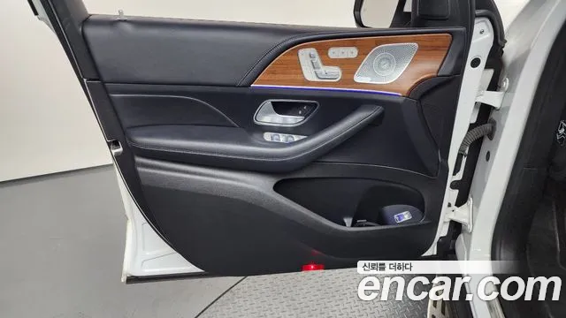 Mercedes-Benz E-Класс 2019 thumb 8