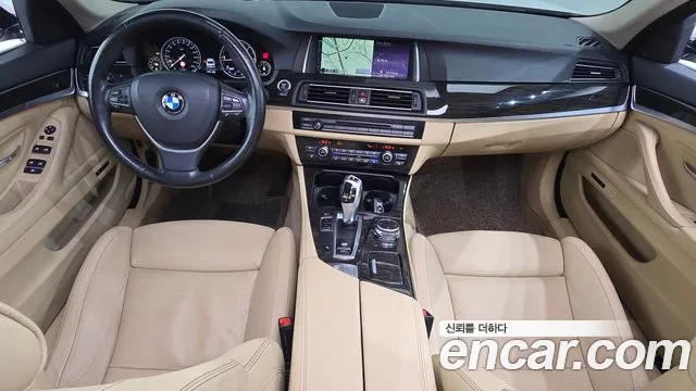 BMW 5 серии 2016 thumb 5