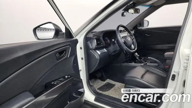 KGM Tivoli 2020 thumb 8