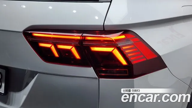 Volkswagen Tiguan Allspace 2022 thumb 6