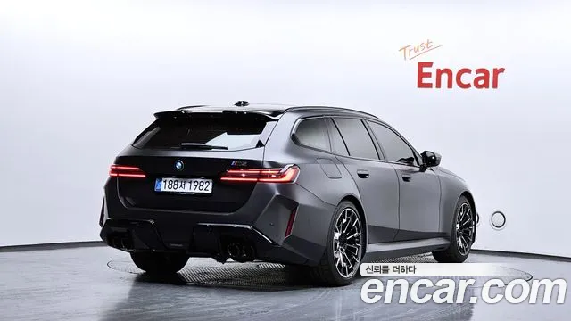 BMW M5 2025 thumb 9