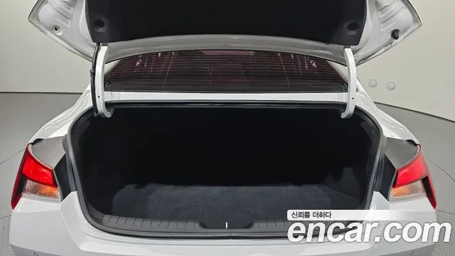 Hyundai Elantra 2020 thumb 9